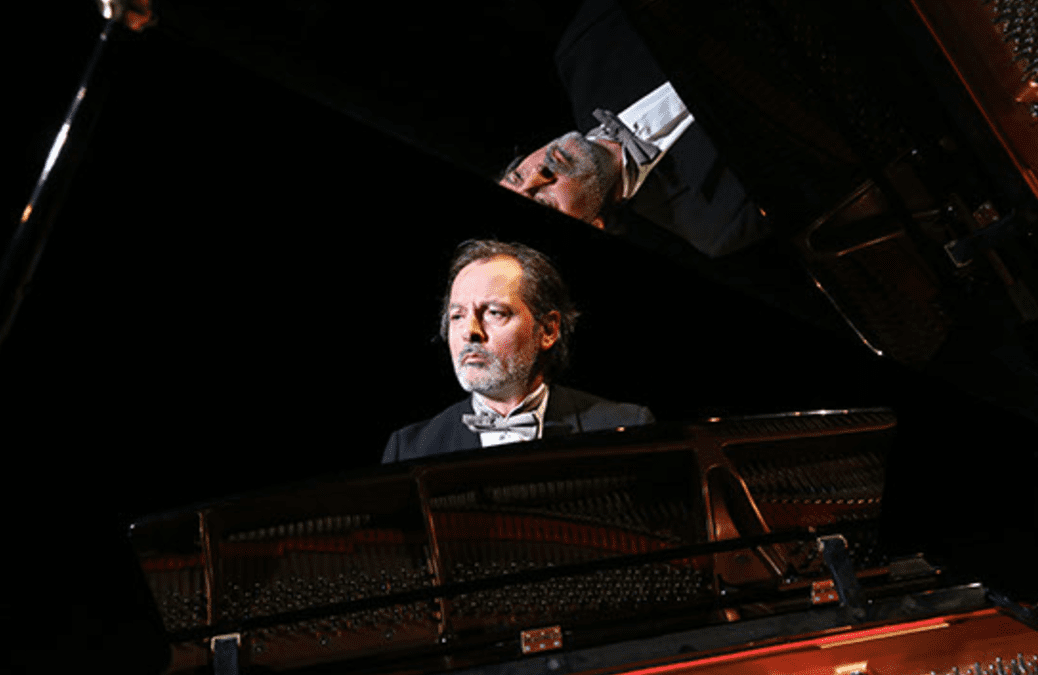 Christophe Alévèque en spectacle à Toulouse.
