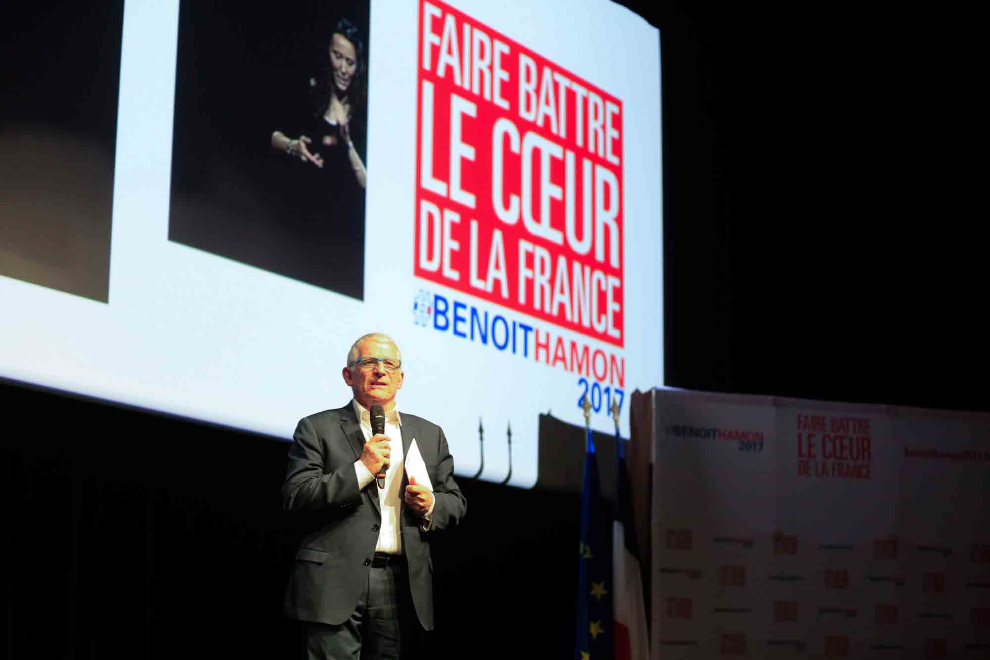 Le candidat de la primaire de la Gauche, Benoit Hamon était en meeting à Toulouse vendredi 20 janvier. C'est dans la ville rose qui termine sa campagne, à deux jours du premier tour des primaires de la gauche. /Photo S. Thuault-Ney