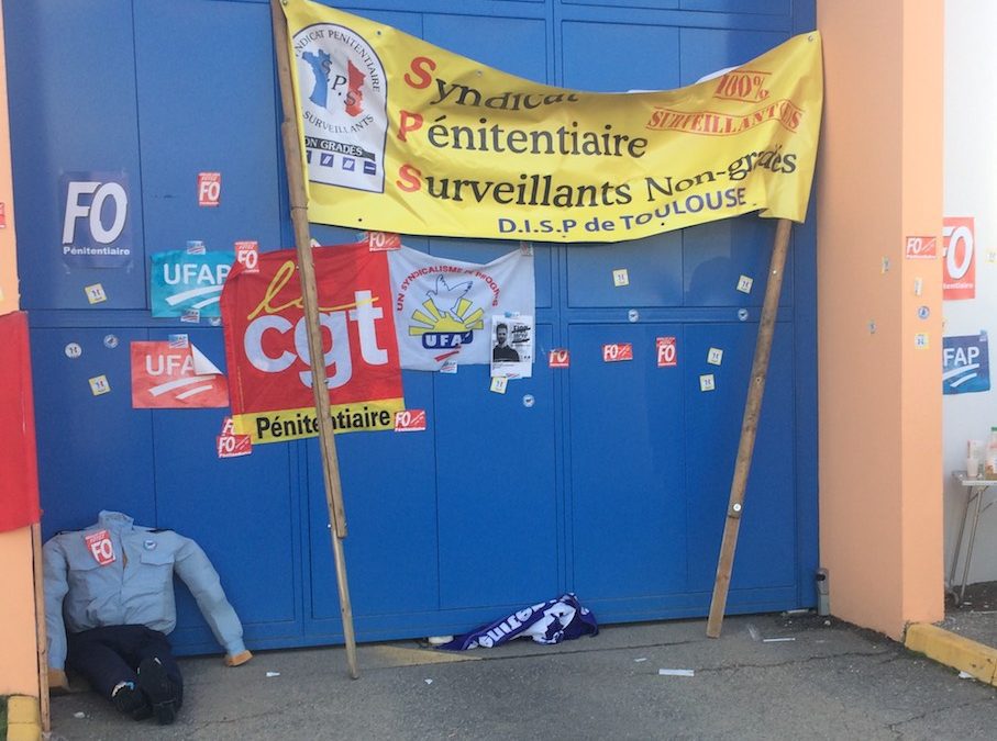 La mobilisation continuera dans les prisons françaises tant qu'il n'y aura pas d'engagements écrits. Crédit photo : Samy Benattia