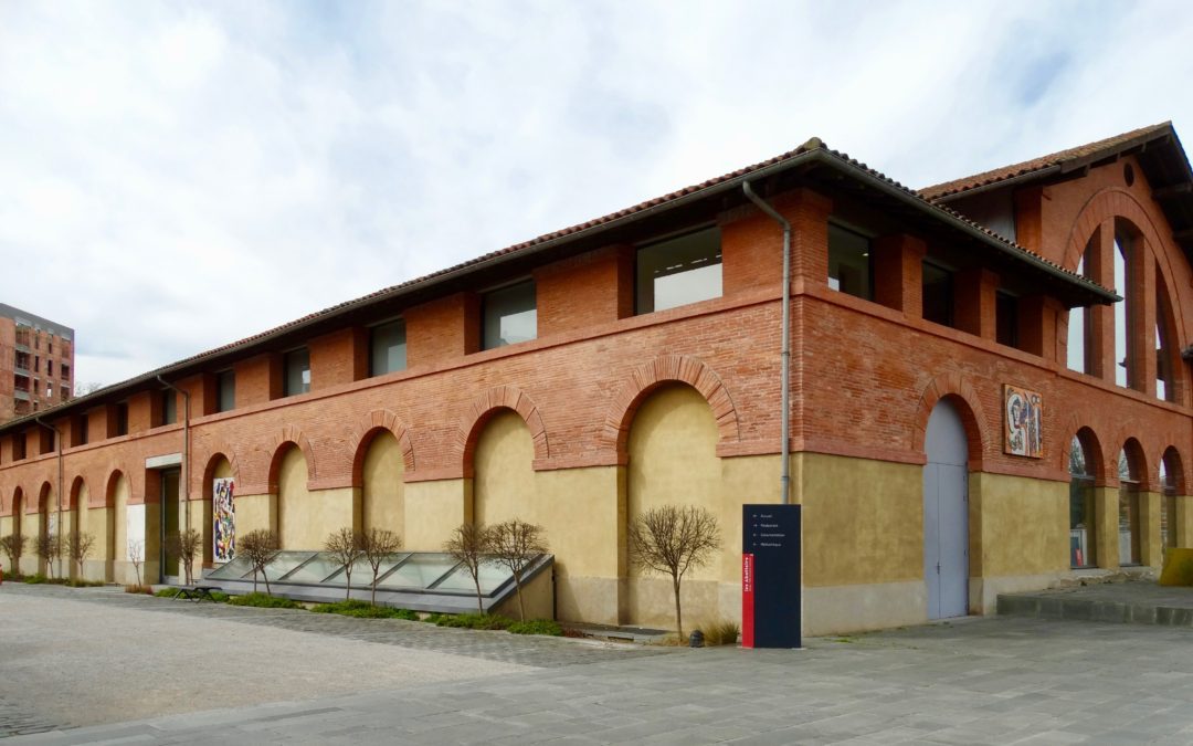 Le musée des Abattoirs est situé à côté du jardin Raymond VI et de l’hôpital de la Grave (Crédit : Thibaut Calatayud)