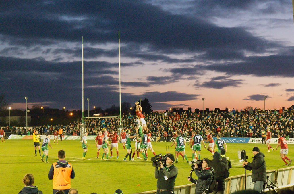 Terrible shot in many respects but I liked the dramatic backdrop.  I think the cameramen in the foreground were focussing on Pat Lam who'd come down to the pitch-side. Keywords: 2016 galway ireland sport rugby connacht munster