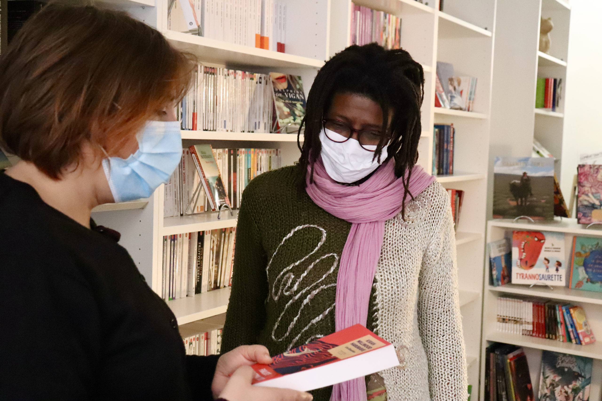 Marianne et Fatima, les gérantes de la librairie indépendante. Crédit : Noémie Bouisset