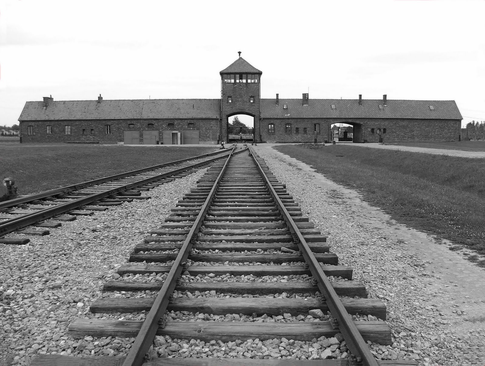 Il y a 76 ans, le camp d'Auschwitz-Birkenau était libéré