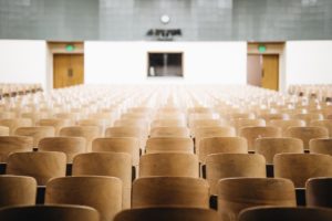Les étudiants en études supérieures ne se sont pas redus dans leurs universités depuis la rentrée scolaire. - Crédit : Unsplash