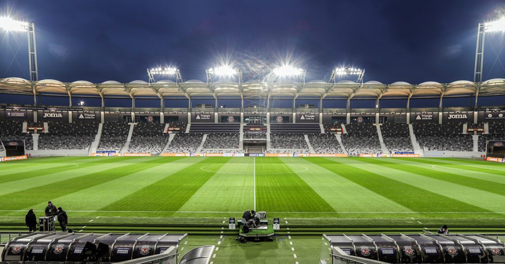 Certains toulousains s'interrogent sur l'impact énergétique du système de luminothérapie. Crédit : Twitter Toulouse FC