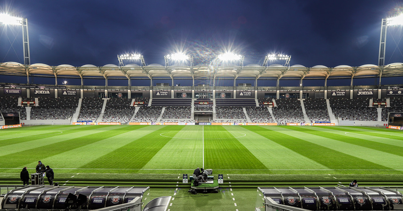 Certains toulousains s'interrogent sur l'impact énergétique du système de luminothérapie. Crédit : Twitter Toulouse FC