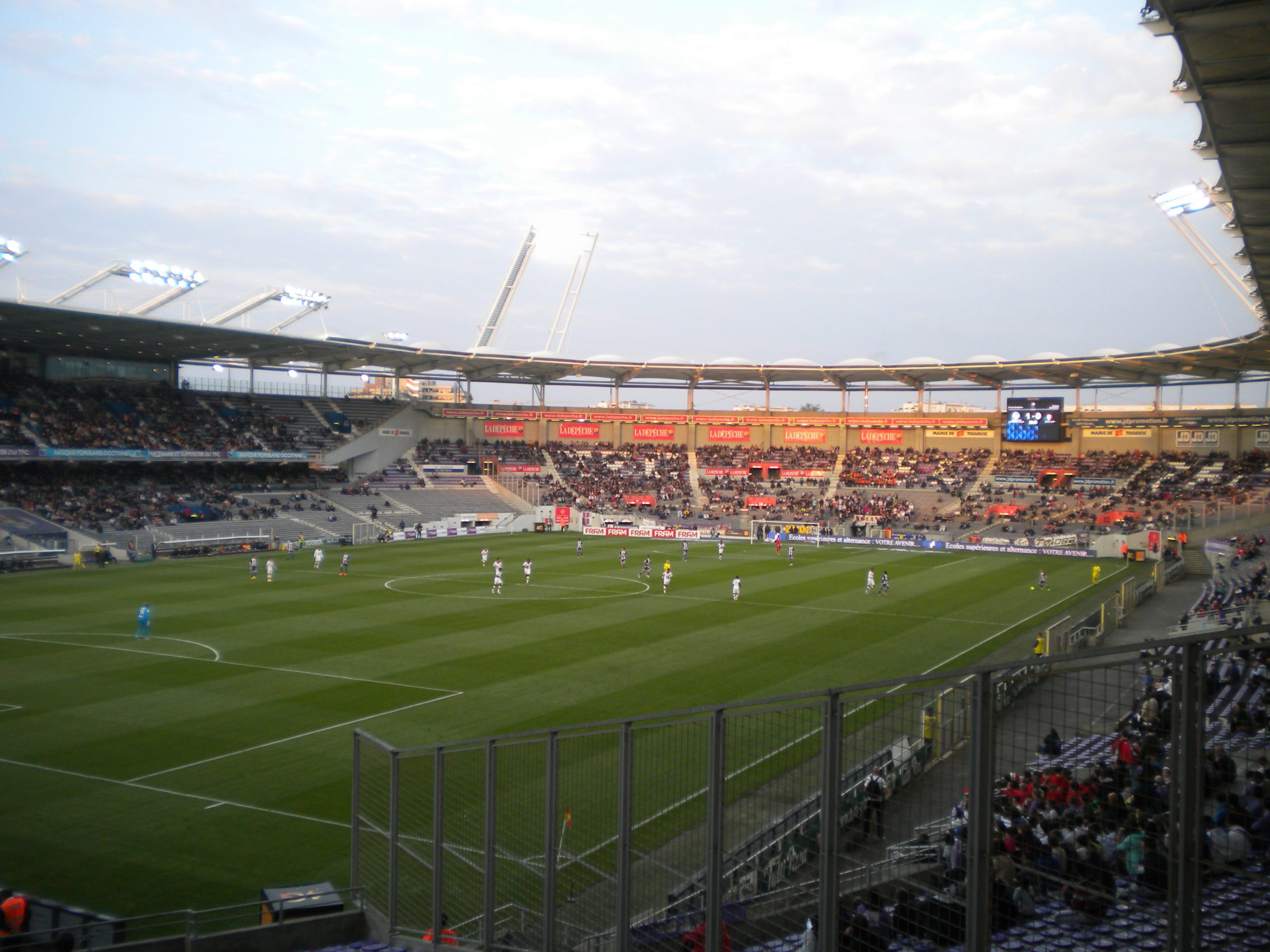 Suivez en direct la rencontre entre le TFC et les Girondins de Bordeaux. Crédit : CC-SA3.0-Fantafluflu