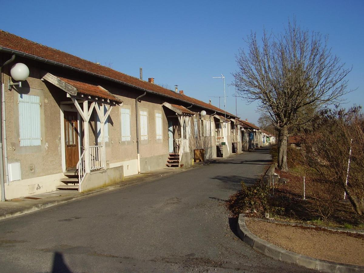 La ferme incendiée de Cagnac-Les-Mines ©Caroline Albert