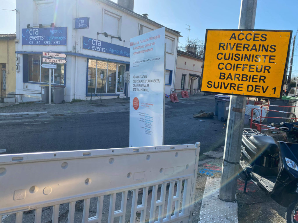 Panneau travaux