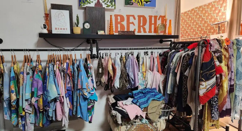 Avec les années, la fripe est devenue de plus en plus à la mode et de moins en moins accessible. Photo: Christine Doan